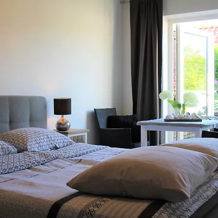 לינה וארוחת בוקר Slapen & Smullen